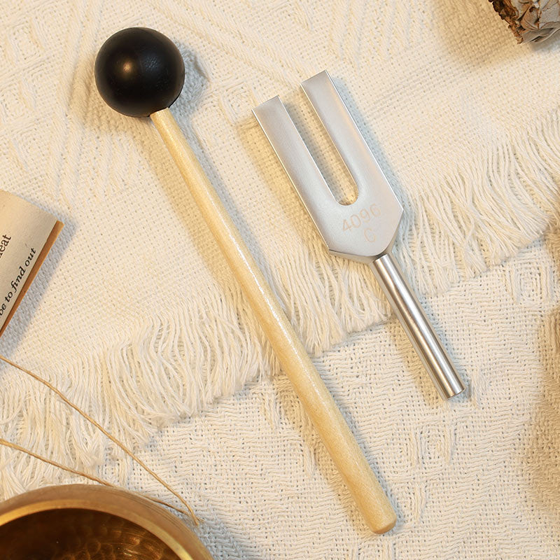 Kamerton 4096HZ Aluminiowy stop kryształowy kamerton z młotkiem do uzdrawiania czakr