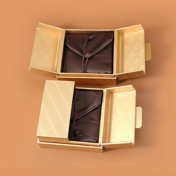 Pudełko na biżuterię w stylu retro z wzorem piór