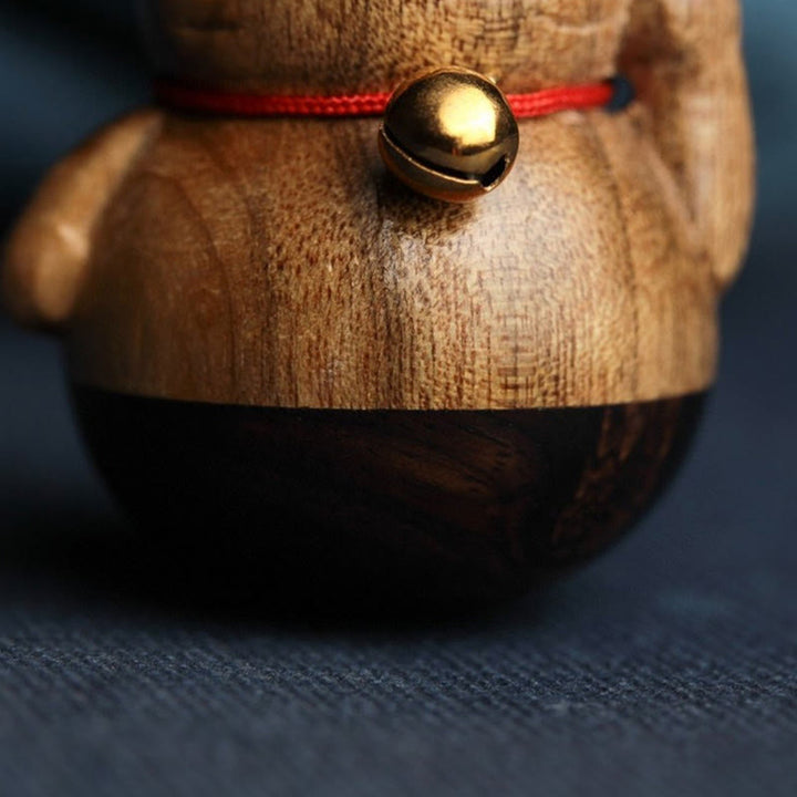 Buddha Stones Miniaturowy Szczęśliwy Kot Kociak Phoebe Zhennan Drewno Błogosławieństwo Dekoracja - image 16