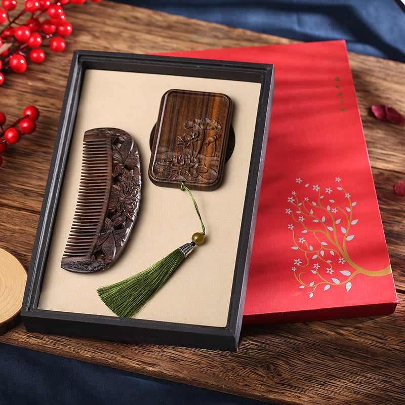 Naturalny zielony sandałowiec palisander kwiat lotosu paw motyl grawerowany kojący grzebień