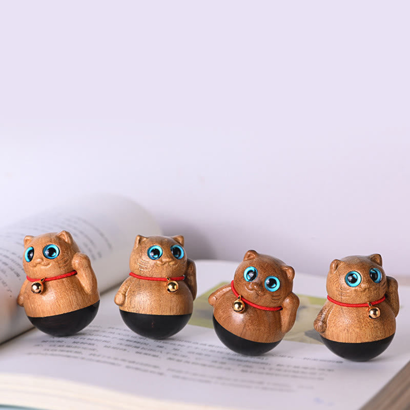 Buddha Stones Miniaturowy Szczęśliwy Kot Kociak Phoebe Zhennan Drewno Błogosławieństwo Dekoracja - image 8