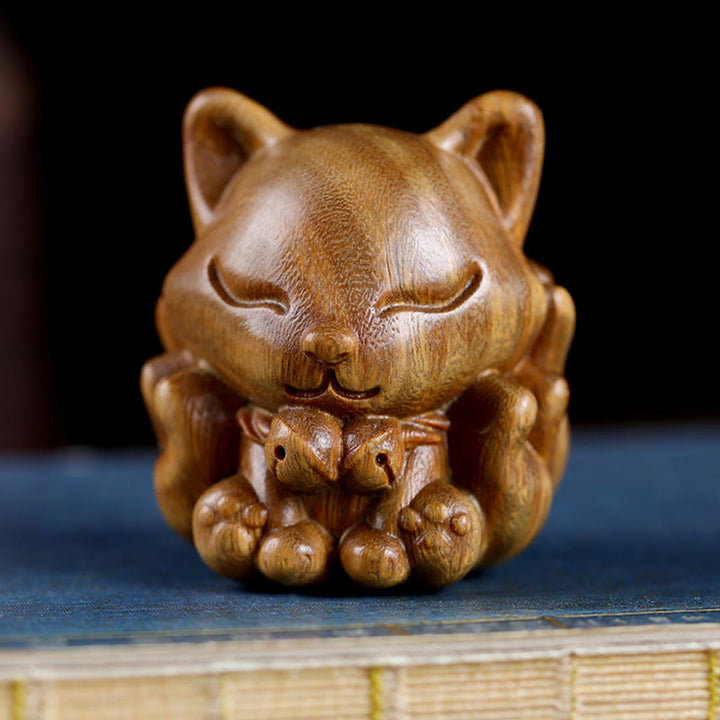 Buddha Stones Mini Dziewięcioogonowy Lis Kość Słoniowa Owoc Sandałowiec Zielony Sandałowiec Błogosławieństwo Dekoracja