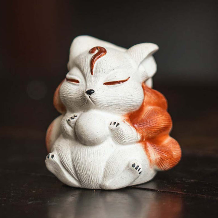 Buddha Stones Miniaturowy Dziewięcioogonowy Lis Fioletowa Glina Dekoracja Biurka Szczęścia