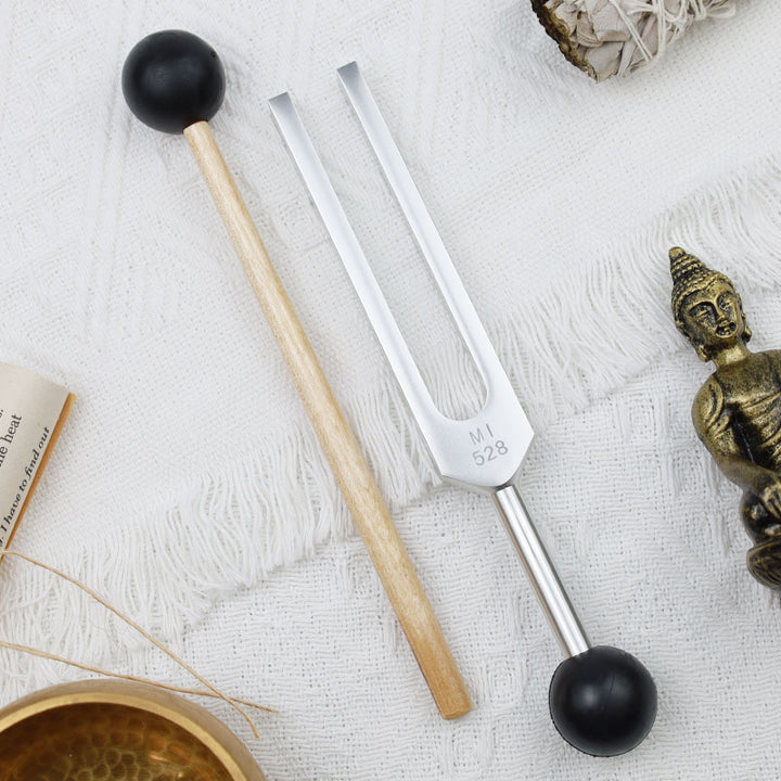 Buddha Stones Kamerton 528HZ stop aluminium do dekoracji czakr i terapii dźwiękiem z młotkiem