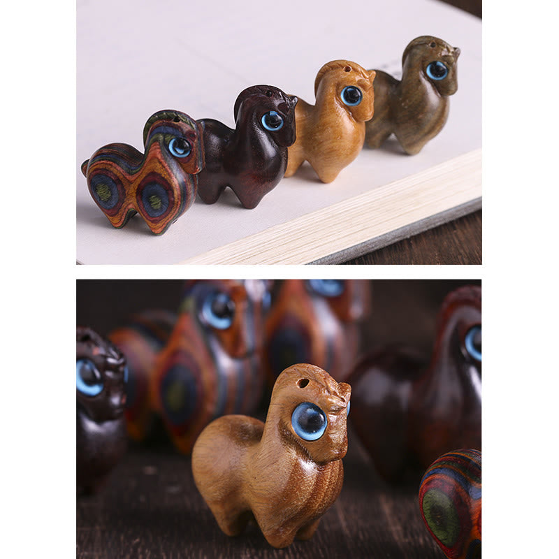 Buddha Stones Małe liście Czerwone drzewo sandałowe Zielone drzewo sandałowe Szczęśliwa miniaturowa dekoracja ochronna dla konia