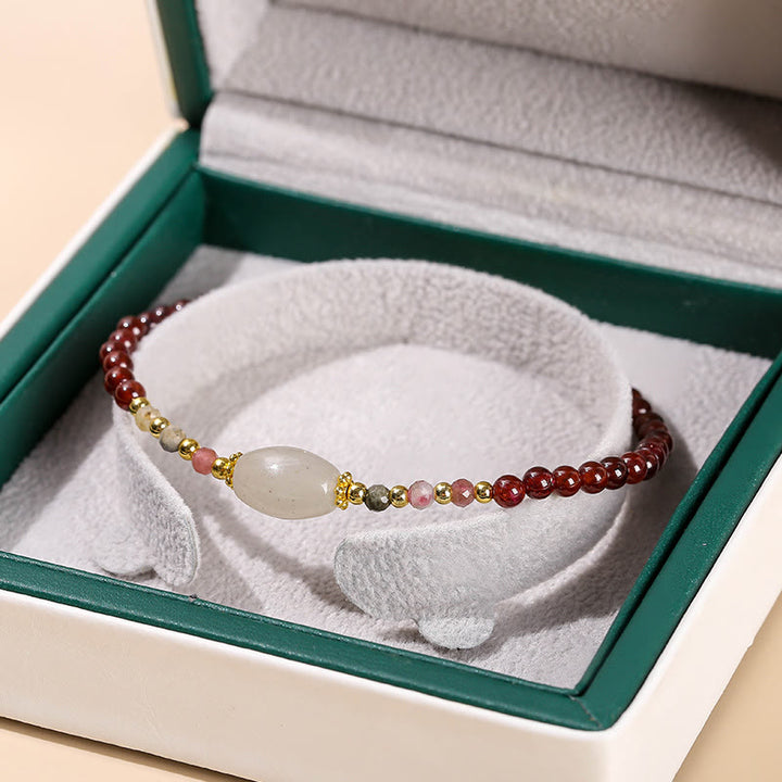 Bransoletka z Buddha Stones , granatu, jadeitu i turmalinu, z koralikami i pasją