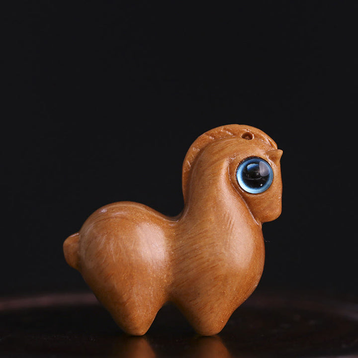 Buddha Stones Małe liście Czerwone drzewo sandałowe Zielone drzewo sandałowe Szczęśliwa miniaturowa dekoracja ochronna dla konia