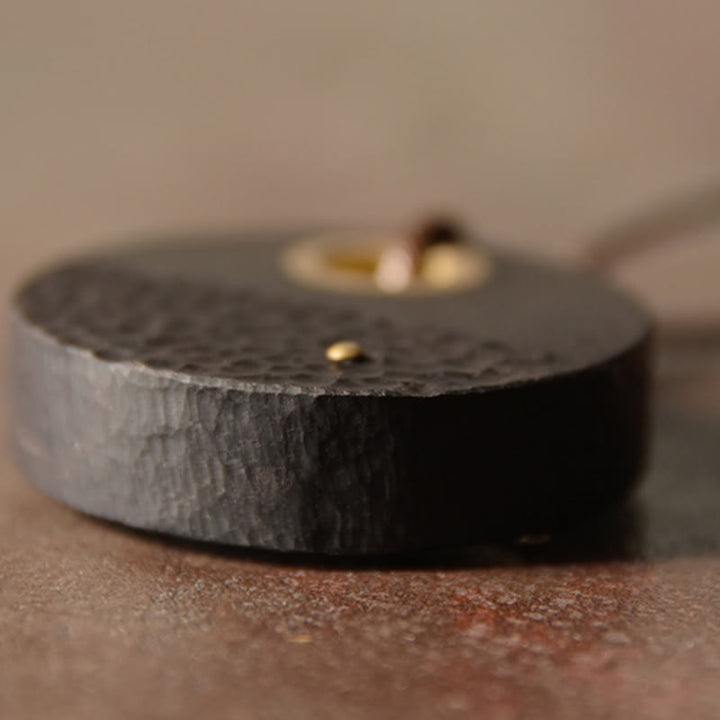 Buddha Stones ręcznie wykonane okrągłe drewno hebanowe miedziany naszyjnik pokoju wisior