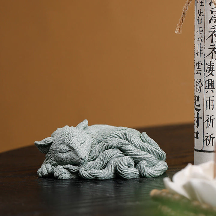 Buddha Stones Mały Dziewięcioogonowy Lis Ochrona Dom Herbata Figurka Dekoracja