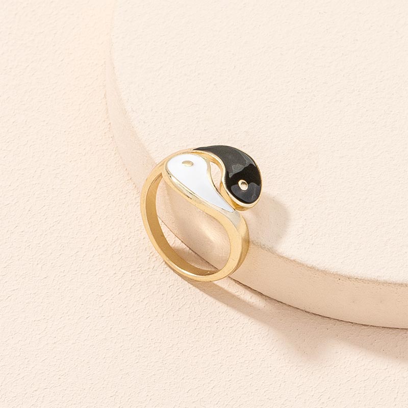 Regulowany pierścień dla pary z symbolem błogosławieństwa Yin Yang