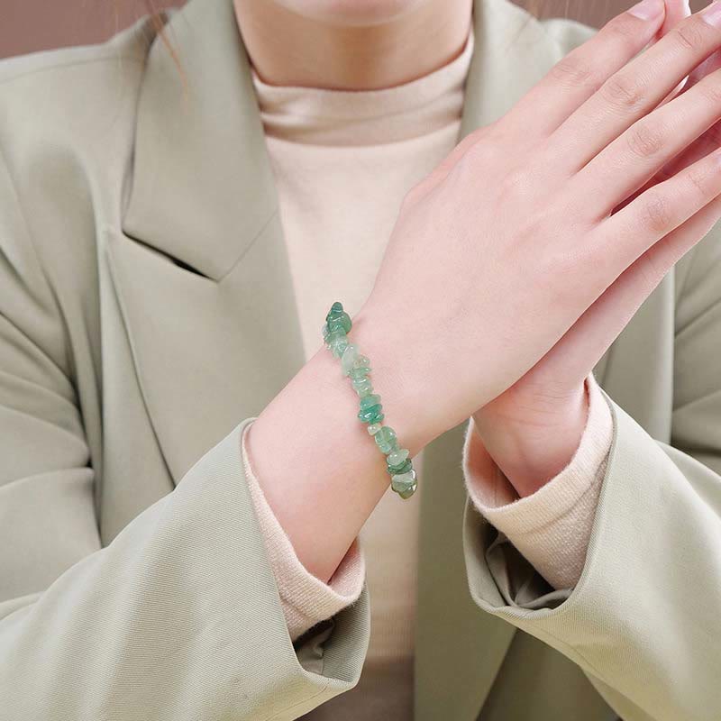 Naturalna nieregularna bransoletka z kryształków o ciepłym i kojącym kształcie