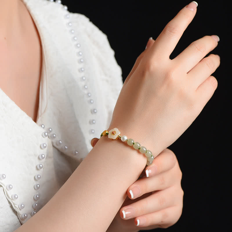 Bransoletka szczęścia z naturalnego jadeitu hetian 925 ze srebra wysokiej próby i brzoskwiniowego kwiatu