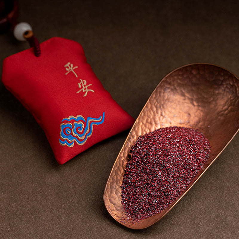 Buddha Stones Tybetańskie Małe Liście Czerwone Drzewo Sandałowe Lotos Cynober Saszetka Ochrona Chwost Dekoracja Wisząca Do Samochodu