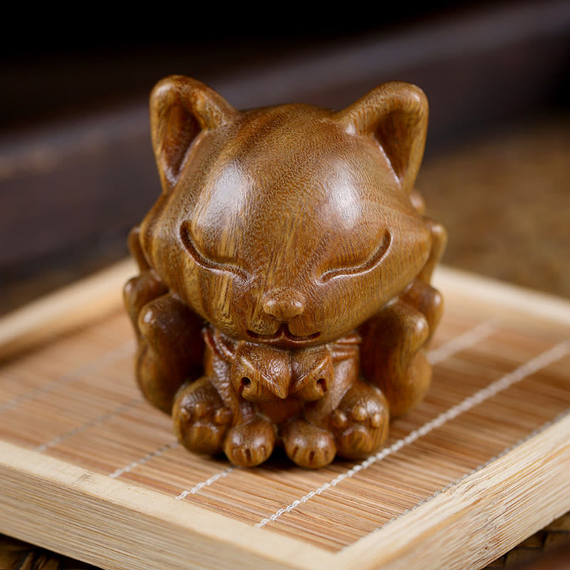 Buddha Stones Mini Dziewięcioogonowy Lis Kość Słoniowa Owoc Sandałowiec Zielony Sandałowiec Błogosławieństwo Dekoracja