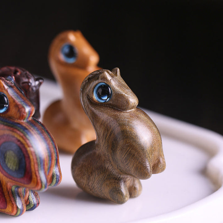 Buddha Stones Małe liście Czerwone drzewo sandałowe Zielone drzewo sandałowe Szczęśliwa miniaturowa dekoracja ochronna dla konia