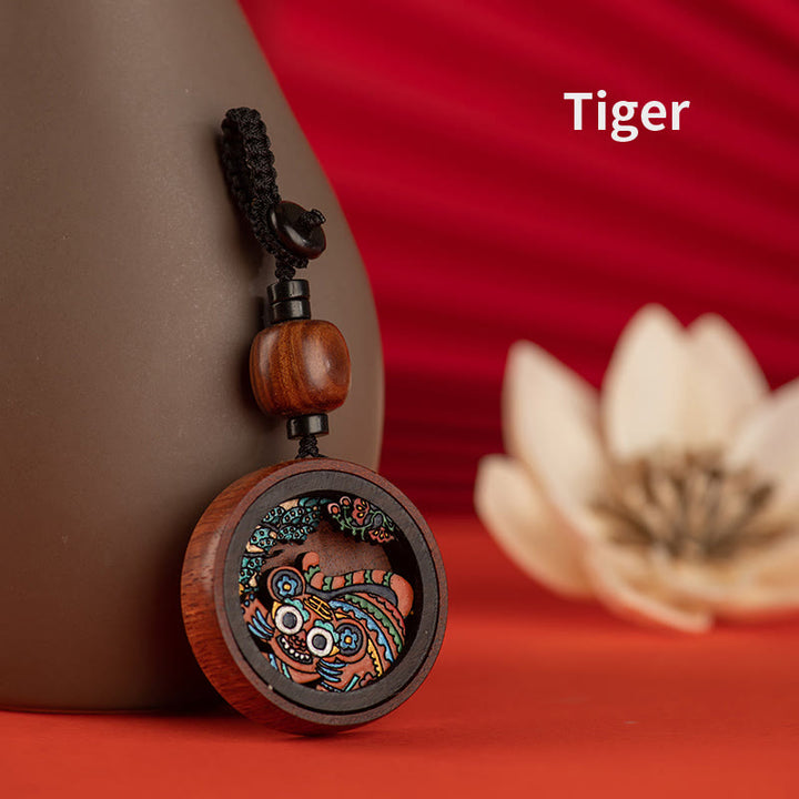 Buddha Stones Rok Smoka Malowane Ręcznie Chińskie Zodiak Palisander Rzeźbiony Spokojny Brelok