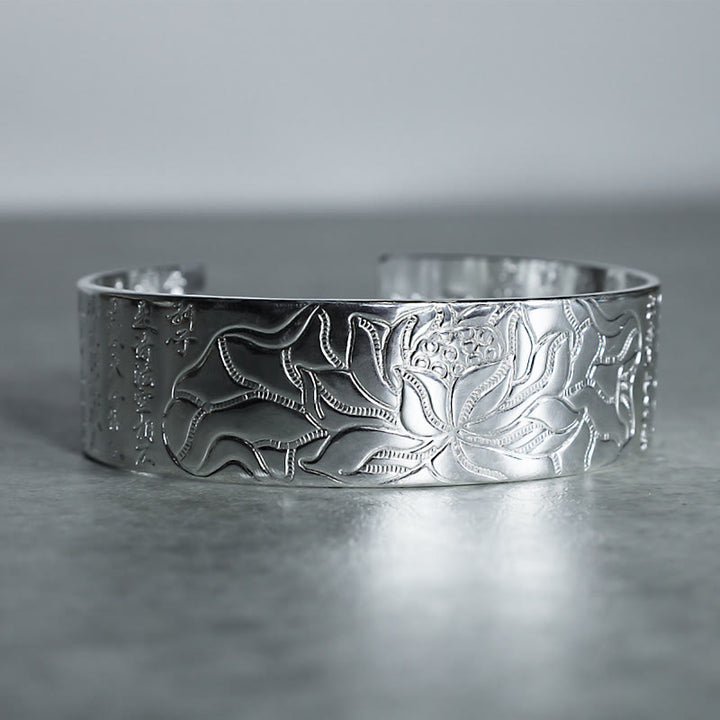 Bransoletka szczęścia z Buddha Stones z lotosu i białej miedzi