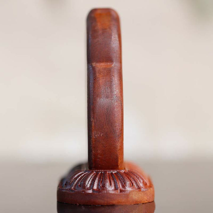 Drewniana grawerowana figurka Buddy Wadżrasattwy Współczucia Dekoracja