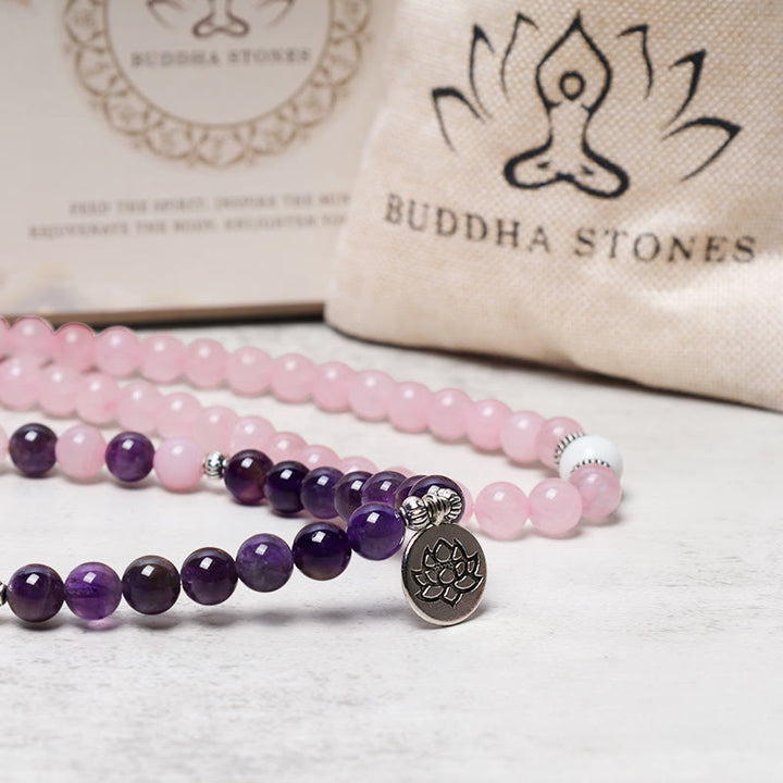 Bransoletka z Buddha Stones z naturalnego różowego kwarcu i ametystu Mala z koralikami w kształcie lotosu