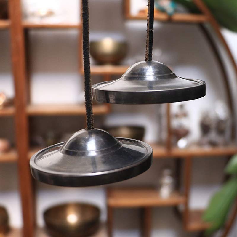 Buddha Stones Tybetański Dzwon Tingsha Miedziana Dekoracja Szczęścia Z Torbą