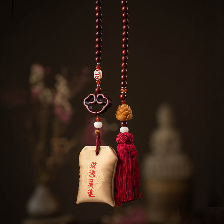 Buddha Stones Tybetańskie Małe Liście Czerwone Drzewo Sandałowe Lotos Cynober Saszetka Ochrona Chwost Dekoracja Wisząca Do Samochodu