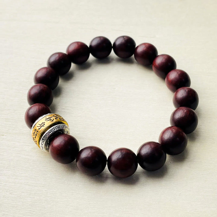 Bransoletka ochronna z amuletem z czerwonego drzewa sandałowego i Buddha Stones