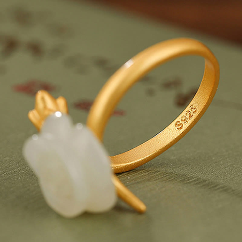 Buddha Stones 925 Srebro Sterlingowe Pozłacane Róże Kwiat Hetian Biały Jade Pierścień Szczęścia