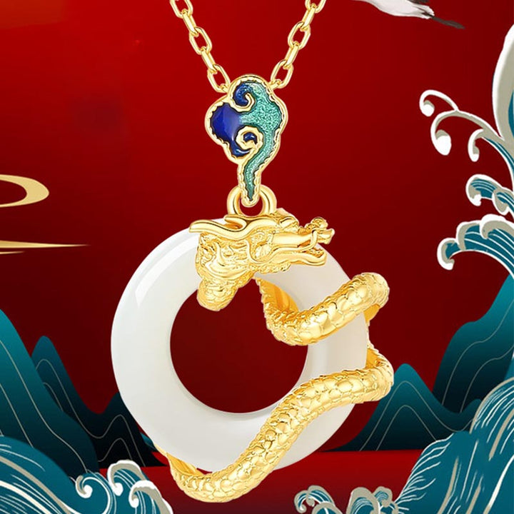 Buddha Stones Rok Smoka 925 Srebro Sterlingowe Hetian Biały Jadeit Klamra Pokoju Pomyślne Chmury Naszyjnik Wisiorek Sukcesu