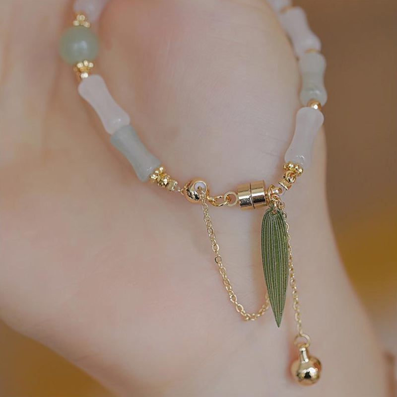 Bransoletka ochronna z Buddha Stones 14K pozłacana Hetian White Jade Bamboo Leaf