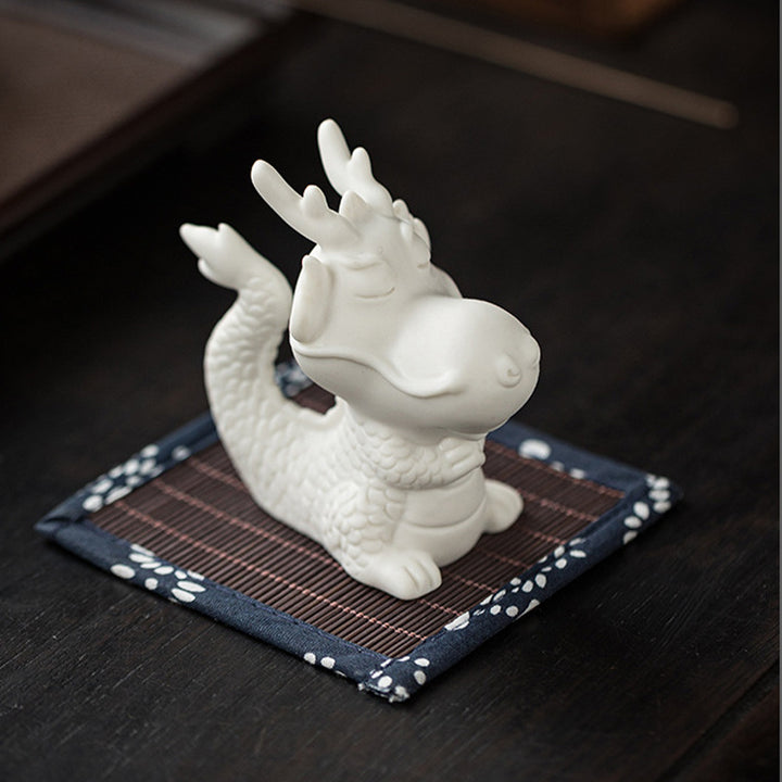 Buddha Stones Rok Smoka Szczęście Biała Porcelana Ceramiczna Herbata Zwierzę Dom Figurka Dekoracja