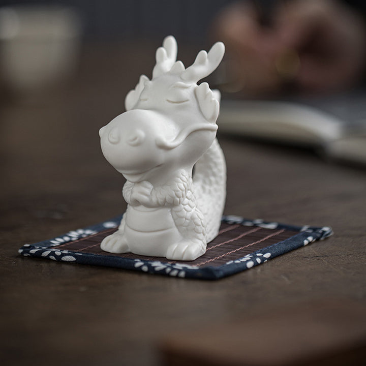 Buddha Stones Rok Smoka Szczęście Biała Porcelana Ceramiczna Herbata Zwierzę Dom Figurka Dekoracja