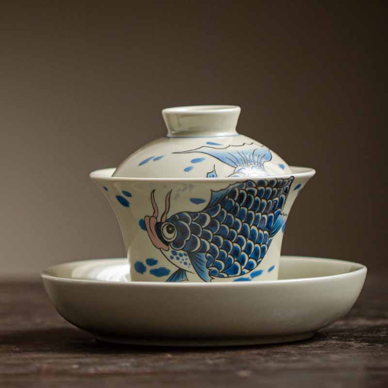 Buddha Stones Koi Fish Arowana Ceramic Gaiwan Sancai Filiżanka Kung Fu Filiżanka do herbaty z pokrywką 130ml