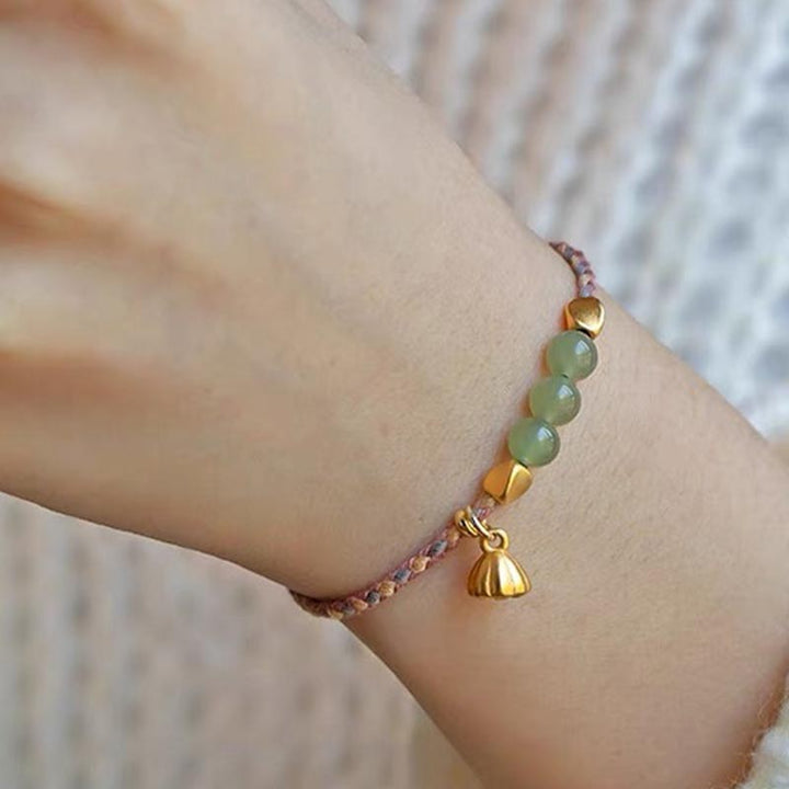 Bransoletka z ręcznie robionego hetian jadeitu z zawieszką lotosu i Buddha Stones, pleciona, szczęście