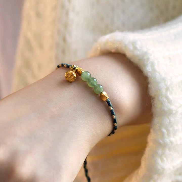 Bransoletka z ręcznie robionego hetian jadeitu z zawieszką lotosu i Buddha Stones, pleciona, szczęście