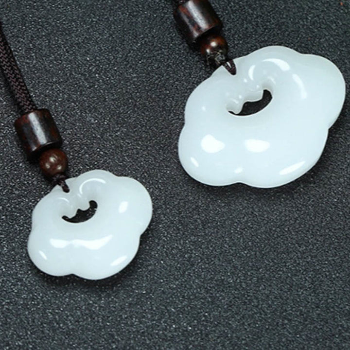 Buddha Stones Tianshan Jade Złoty Jedwabny Jade Chiński Zawieszka Obfitości Naszyjnik Wisiorek