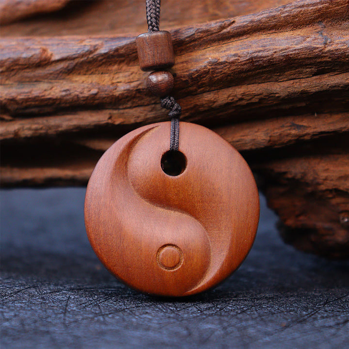 Buddha Stones Uderzony Piorunem Jujube Drewno Yin Yang Szczęście Ochrona Naszyjnik Wisiorek