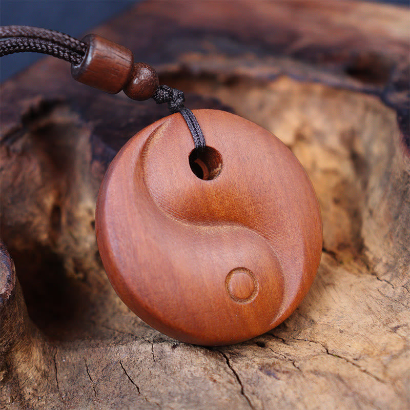 Buddha Stones Uderzony Piorunem Jujube Drewno Yin Yang Szczęście Ochrona Naszyjnik Wisiorek