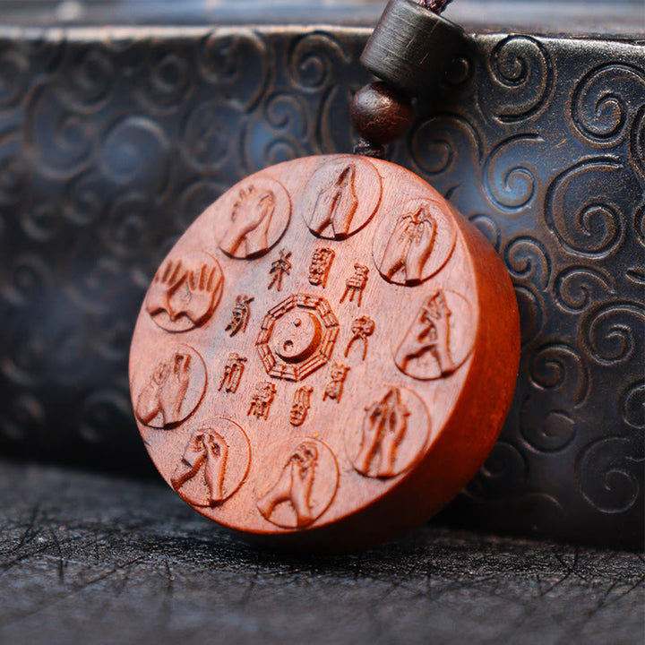 Buddha Stones Uderzył Piorunem Jujube Drewno Yin Yang Bagua Duchy Górskie Wydaj Pieniądze Ochrona Naszyjnik Wisiorek