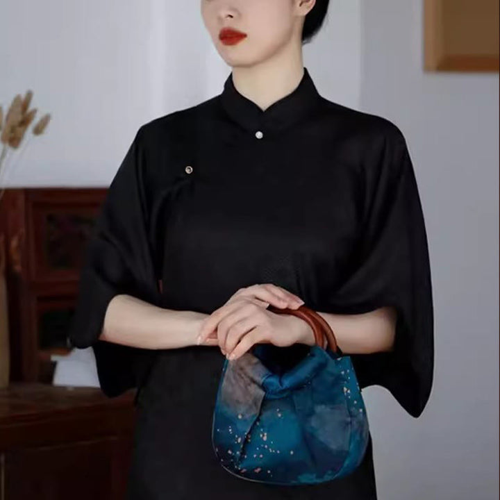 Torebka Buddha Stones Jacquard Flower Blue z drewnianym uchwytem