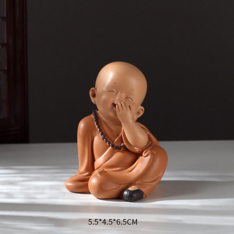 Buddha Stones Małe Mini Medytacja Modlący się Mnich Spokój Żywica Dekoracja Domu - Zakrywający usta mnich 5,5*4,5*6,5 cm - image 12