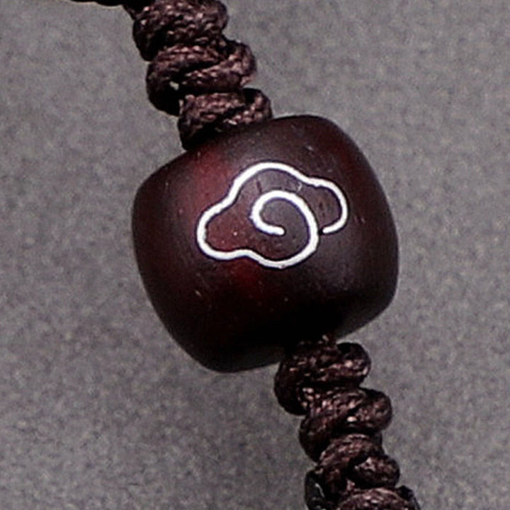 Naszyjnik relaksacyjny z Buddha Stones i pomyślnymi chmurami