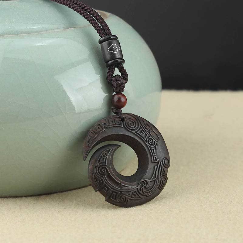 Buddha Stones Drewno Hebanowe Drzewo Sandałowe Szczęście Poprawia Wzór Projektu Naszyjnik Wisiorek Pokoju