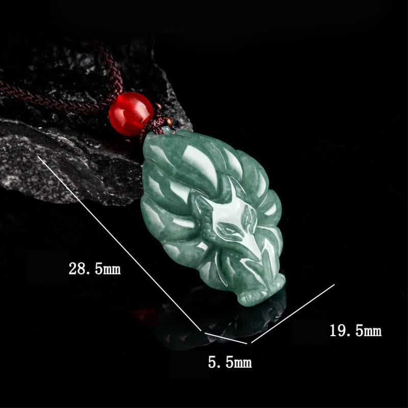 Naszyjnik z Buddha Stones Naturalny Zielony Jadeit Dziewięcioogonowy Lis Szczęście Wisiorek