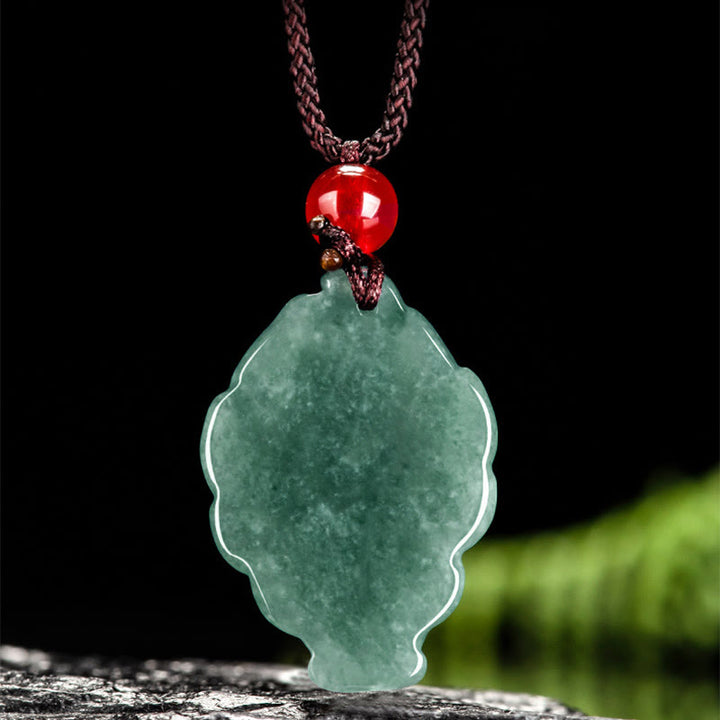 Naszyjnik z Buddha Stones Naturalny Zielony Jadeit Dziewięcioogonowy Lis Szczęście Wisiorek