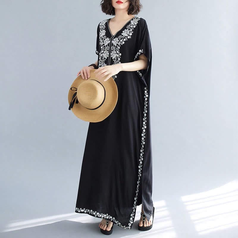 Sukienka maxi z krótkim rękawem i dekoltem w serek z haftowanymi kwiatami Buddha Stones - image 12