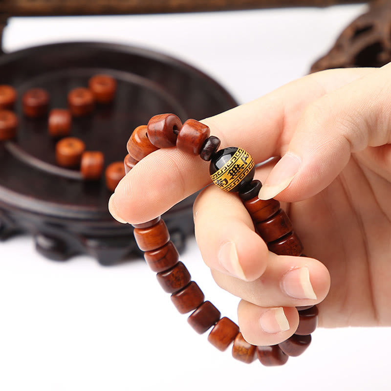 Buddha Stones Tybetańskie Koraliki Kościane Trójoczne Koraliki Dzi Rogi Owcze Czerwony Agat Bransoletka Siłowa