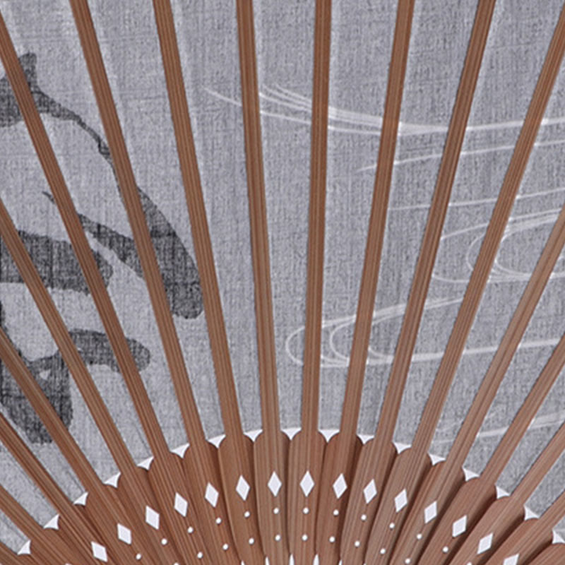 Buddha Stones Chińskie Znaki Złota Ważka Ręczny Bawełniany Lniany Bambusowy Składany Wachlarz 22 cm