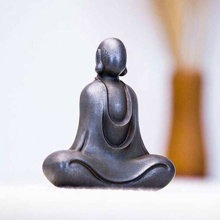 Buddha Stones Tybetański Budda Żelazo Proszek Rdza Odlew Żywicy Statuetka Dekoracja Biurka