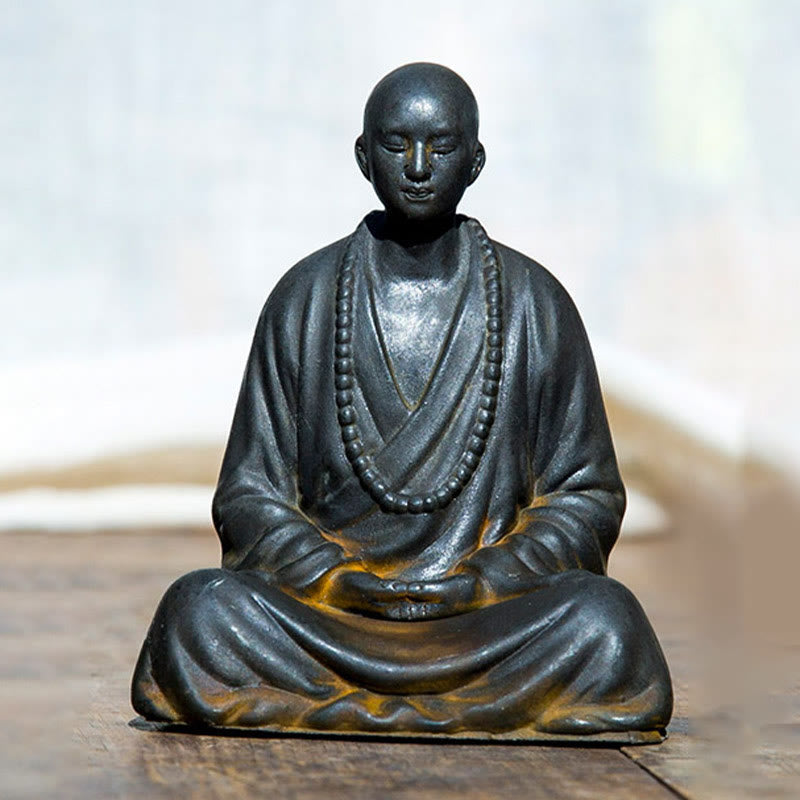 Buddha Stones Medytujący Modlący się Mnich Żelazo Proszek Rdza Odlew Żywicy Statua Dekoracja Domu