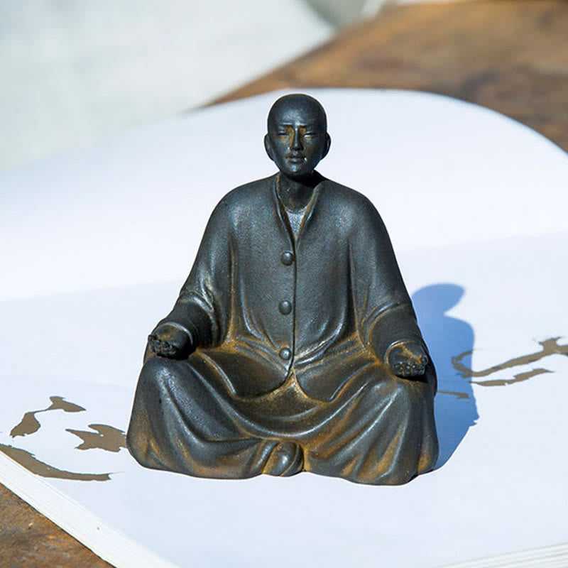 Buddha Stones Medytujący Modlący się Mnich Żelazo Proszek Rdza Odlew Żywicy Statua Dekoracja Domu